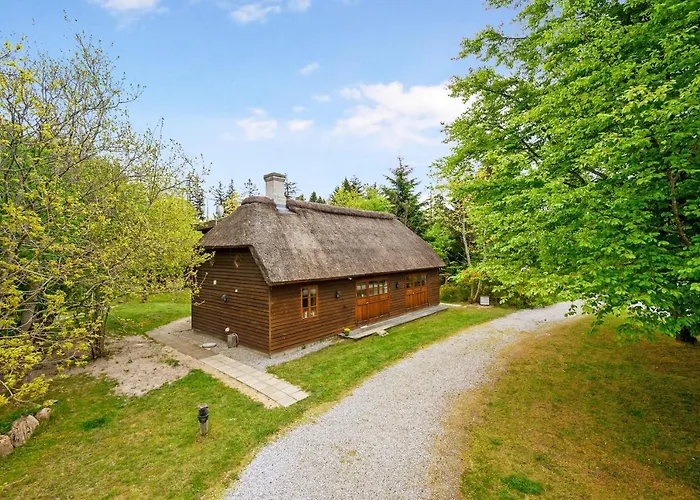 Mosehuset Pensjonat *